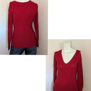 Woman's small sweater